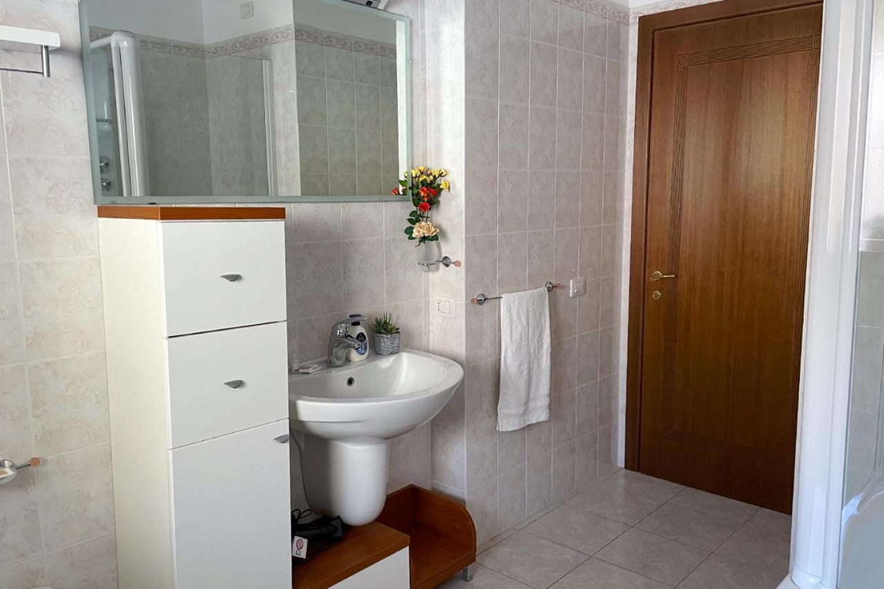 Aristanis Home Vacation Apartment โอริสตาโน ภายนอก รูปภาพ