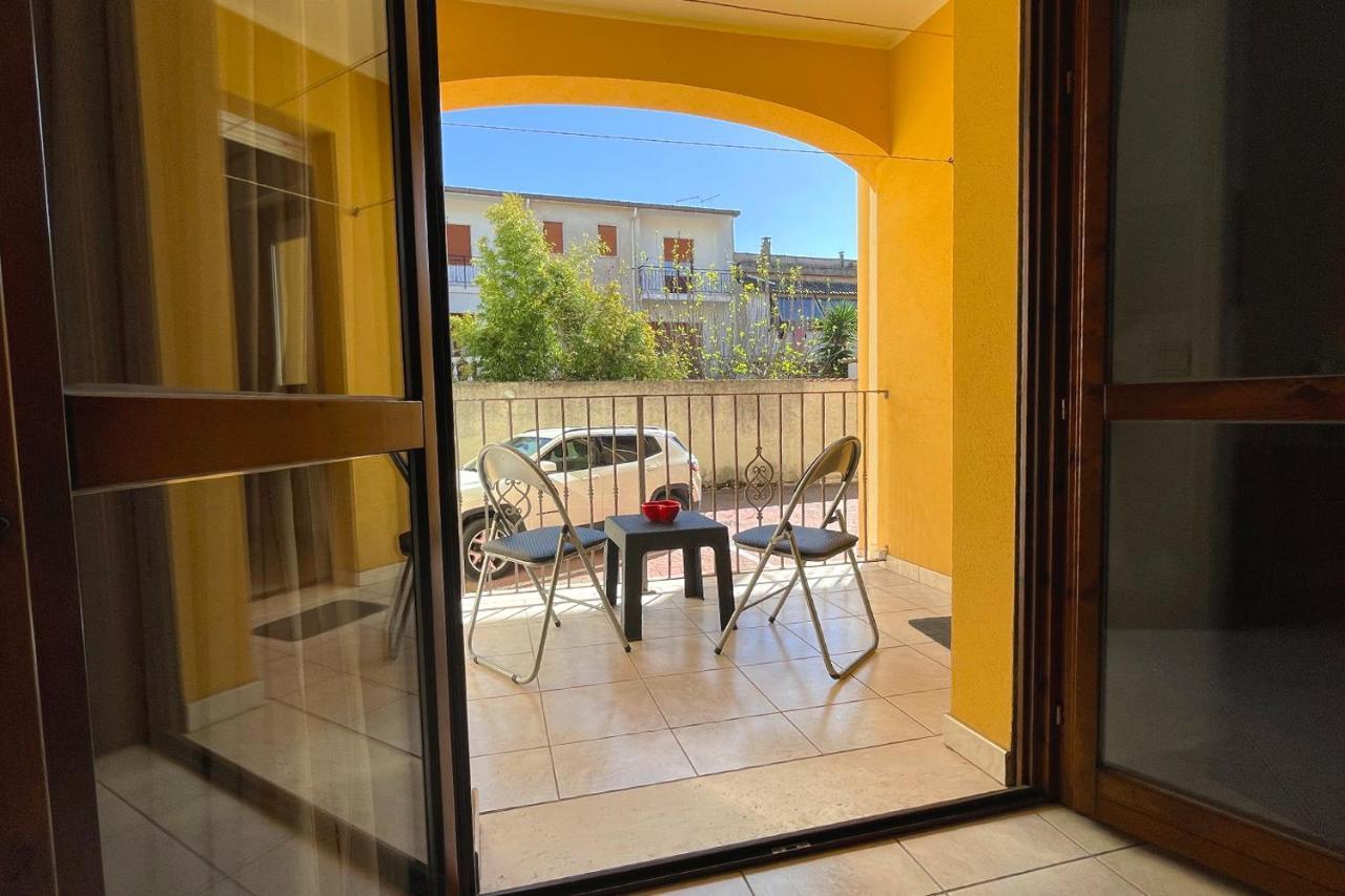 Aristanis Home Vacation Apartment โอริสตาโน ภายนอก รูปภาพ