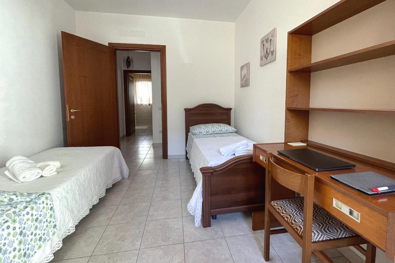 Aristanis Home Vacation Apartment โอริสตาโน ภายนอก รูปภาพ